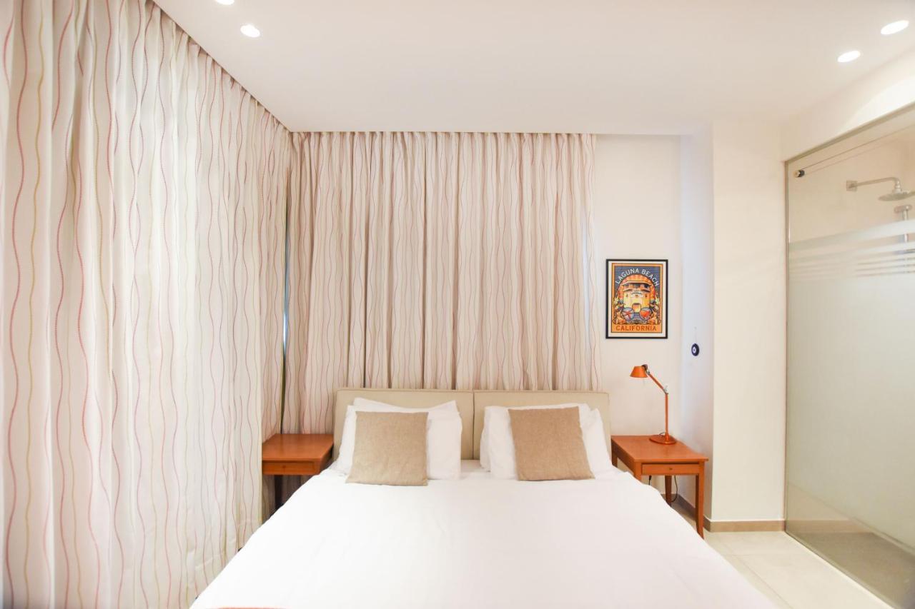 Out Of Time By Holyguest Apartment เทลอาวีฟ ภายนอก รูปภาพ